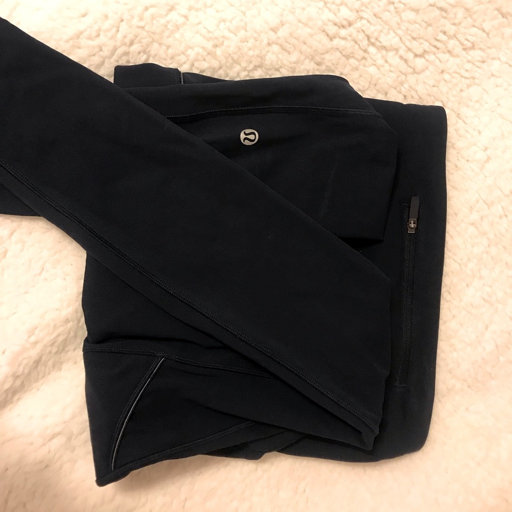 Lululemon, high rise tight navy blue leggings